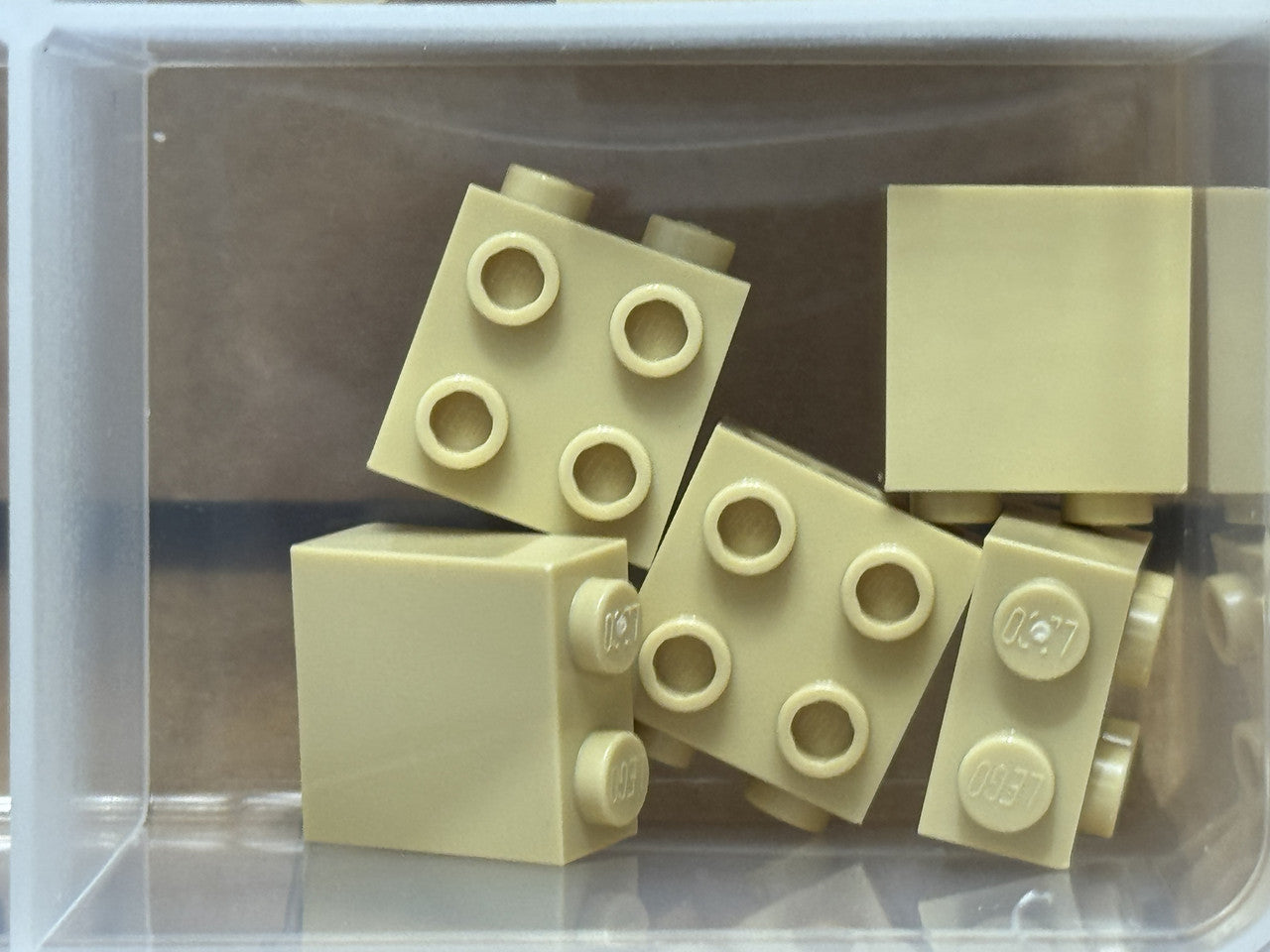 LEGO Parts - Tan Brick 1 x 2 x 1 2/3 with Studs on Side - No 22885 - QTY 5