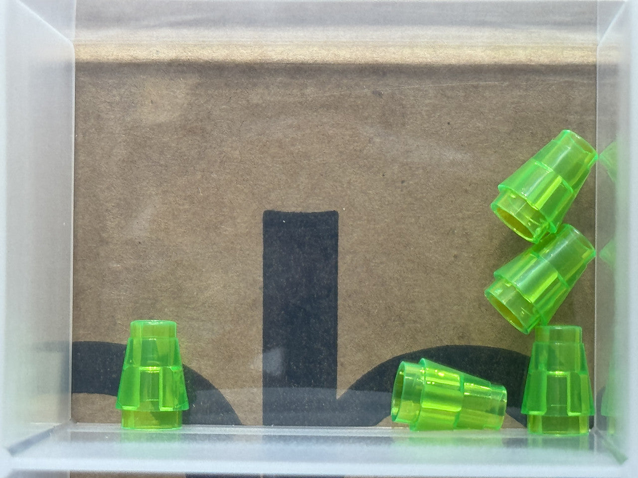LEGO Parts - Trans-Bright Green Cone 1 x 1 with Top Groove - No 4589b - QTY 5