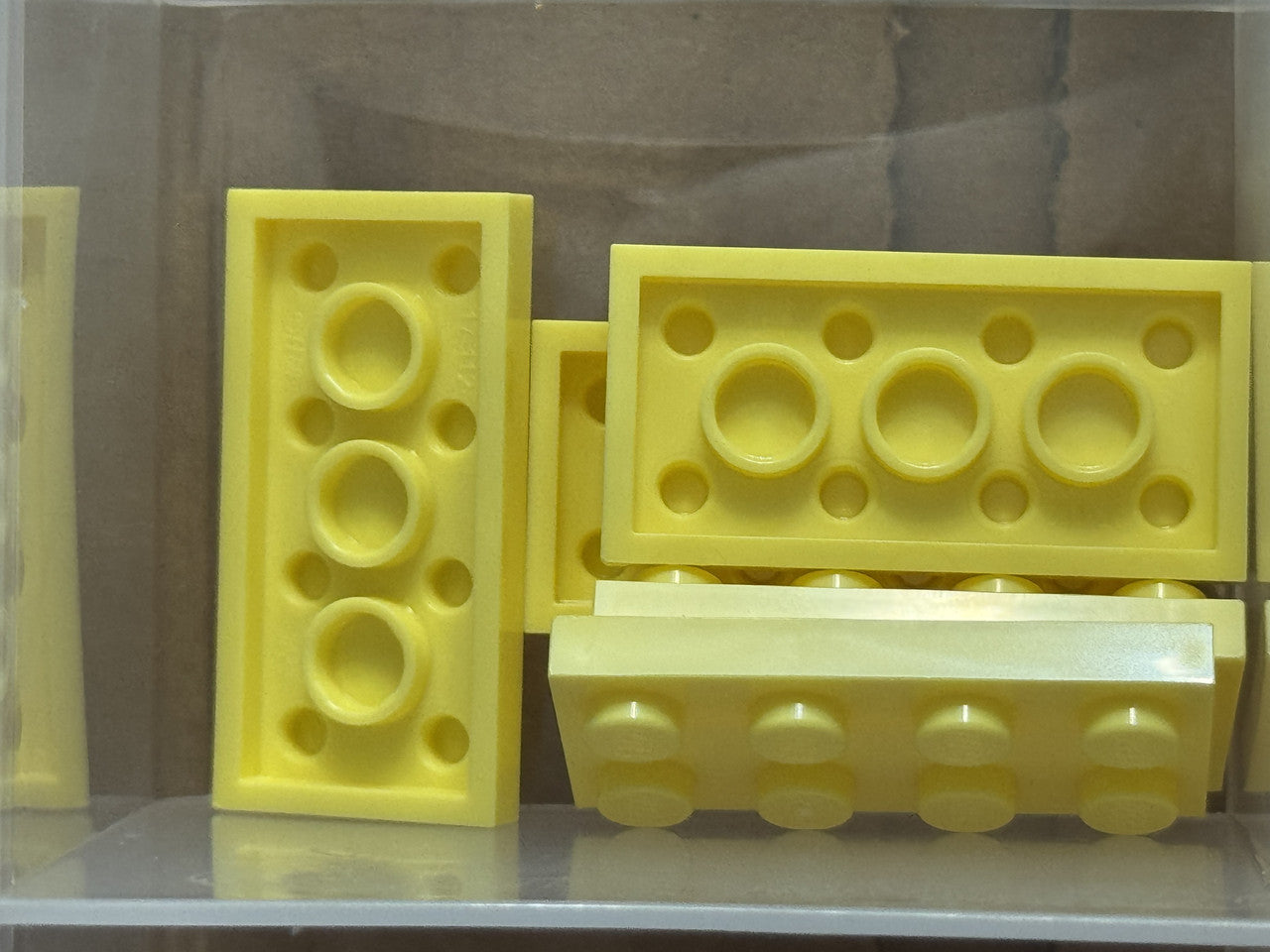 LEGO Parts - Bright Light Yellow Plate 2 x 4 - No 3020 - QTY 5