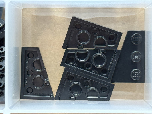 LEGO Parts - Black Wedge, Plate 3 x 2 Left - No 43723 - QTY 5