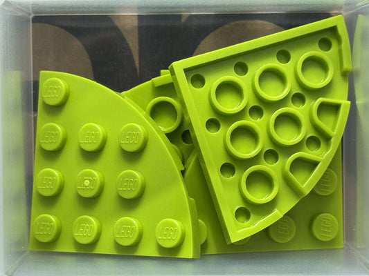 LEGO Parts - Lime Plate, Round Corner 4 x 4 - No 30565 - QTY 5
