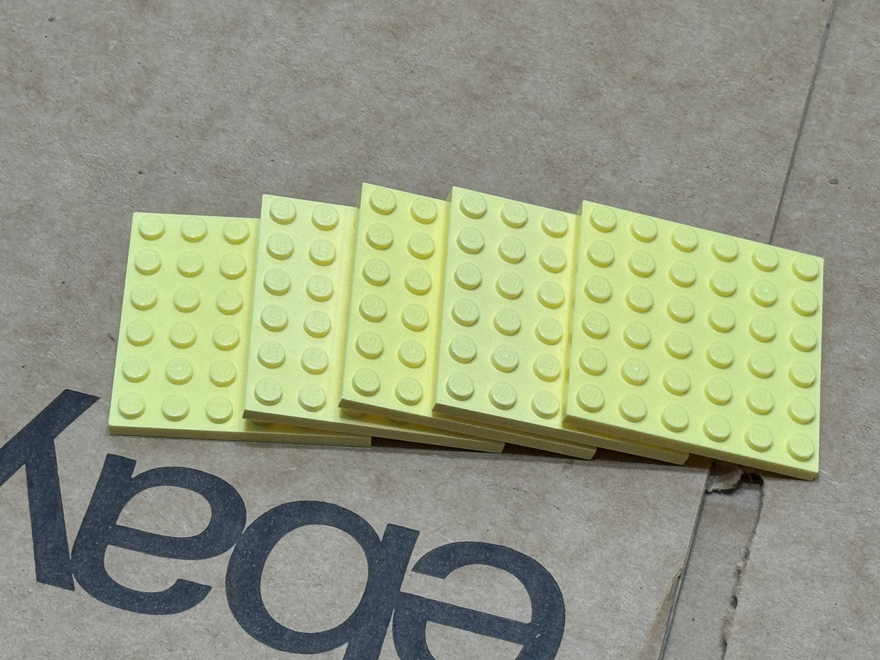 LEGO Parts - Bright Light Yellow Plate 6 x 6 - No 3958 - QTY 5