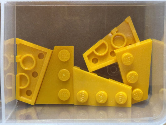 LEGO Parts - Bright Light Orange Wedge, Plate 3 x 2 Left - No 43723 - QTY 5