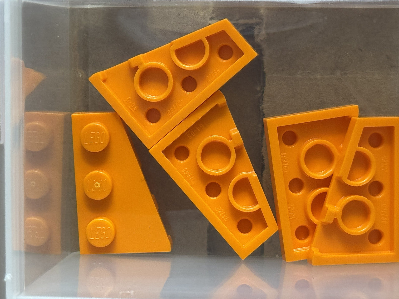 LEGO Parts - Orange Wedge, Plate 3 x 2 Right - No 43722 - QTY 5