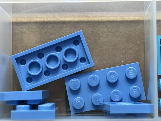LEGO Parts - Medium Blue Plate 2 x 4 - No 3020 - QTY 5