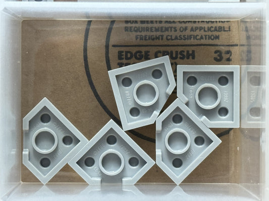 LEGO Parts - Light Bluish Gray Wedge, Plate 2 x 2 Cut Corner - No 26601 - QTY 5