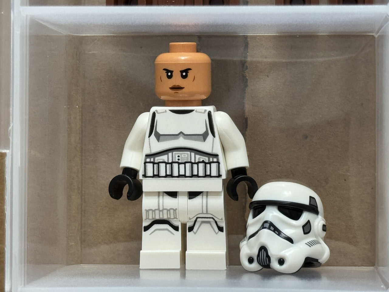 LEGO Minifigure - Star Wars - Stormtrooper - Female, Nougat - No sw1275 - QTY 1