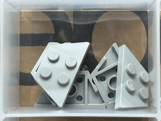 LEGO Parts - Light Bluish Gray Wedge, Plate 2 x 4 - No 51739 - QTY 5