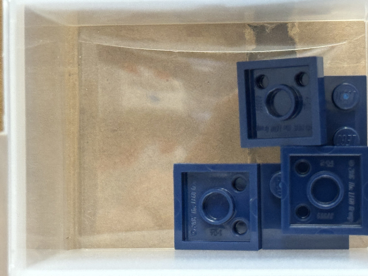 LEGO Parts - Dark Blue Tile 2 x 2 with Studs on Edge - No 33909 - QTY 5