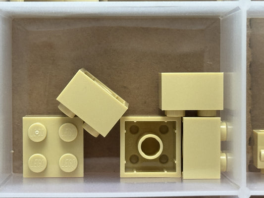 LEGO Parts - Tan Brick 2 x 2 - No 3003 - QTY 5