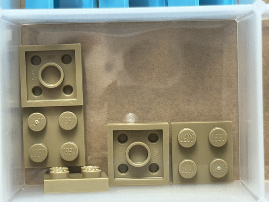 LEGO Parts - Dark Tan Plate 2 x 2 - No 3022 - QTY 5