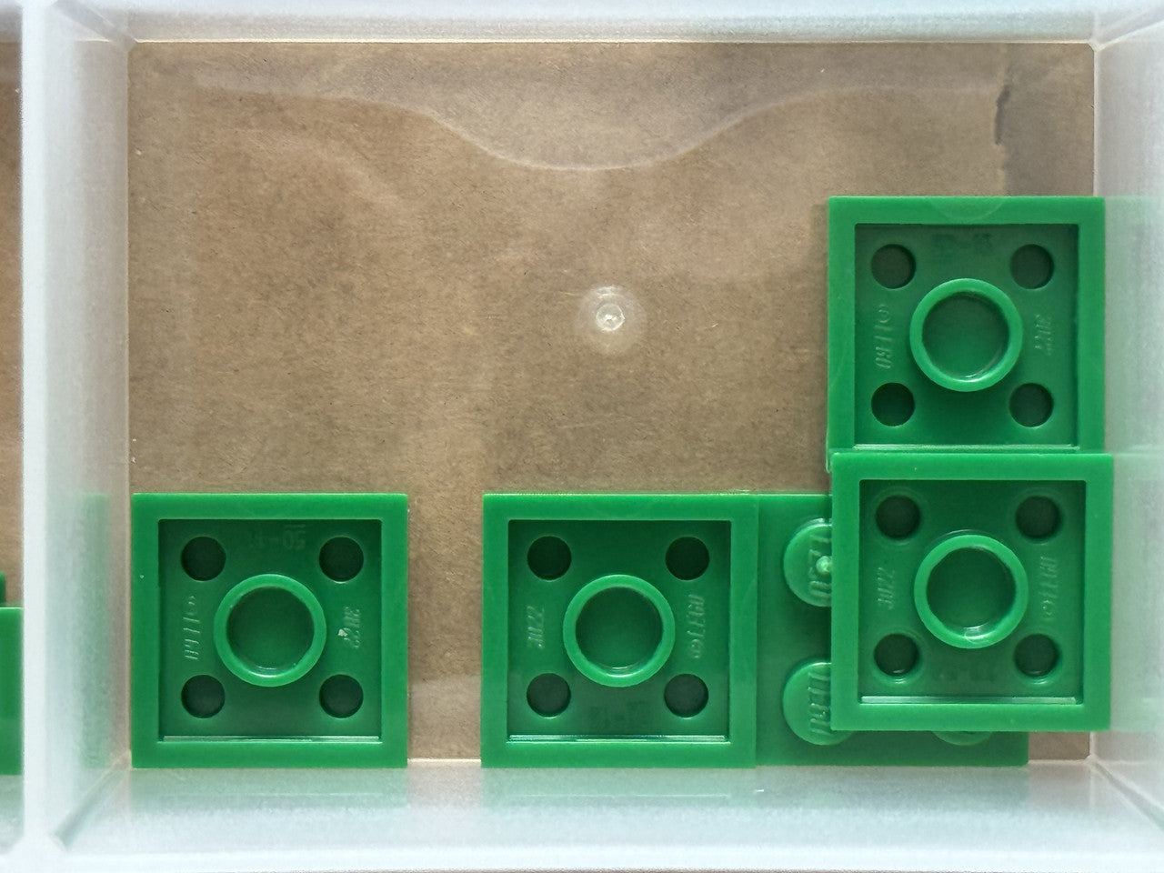 LEGO Parts - Green Plate 2 x 2 - No 3022 - QTY 5