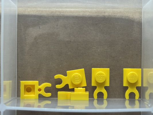LEGO Parts - Yellow Plate 1 x 1 with Open O Clip Thick - No 4085d - QTY 5