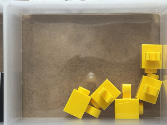 LEGO Parts - Yellow Brick 1 x 1 with Open O Clip - No 60475b - QTY 5