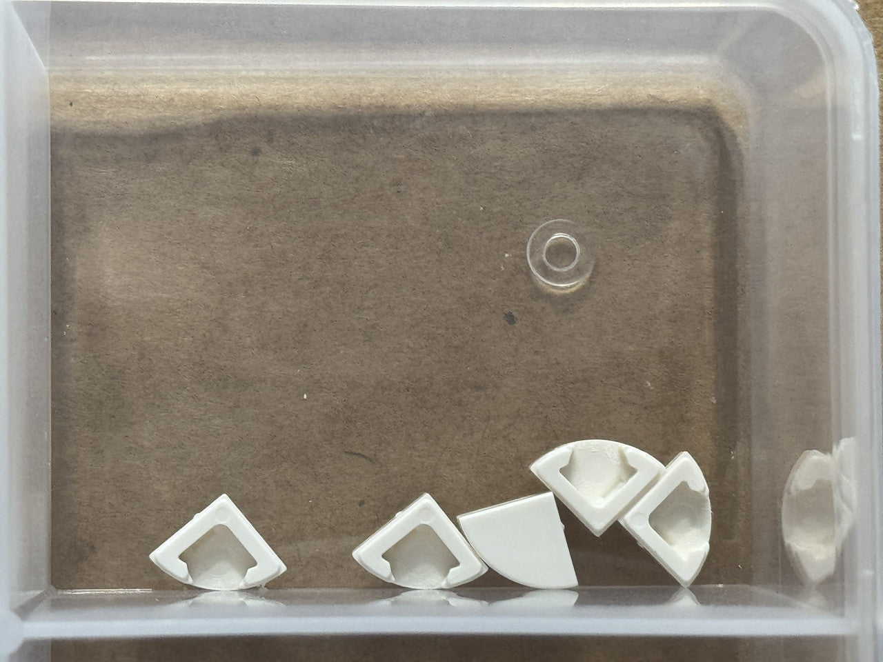 LEGO Parts - White Tile, Round 1 x 1 Quarter - No 25269 - QTY 5