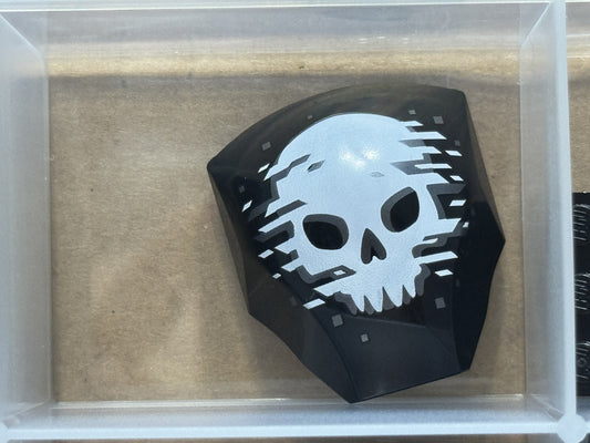 LEGO Parts - Black Large Figure Armor Skull Pixelated - No 85834pb09 - QTY 1