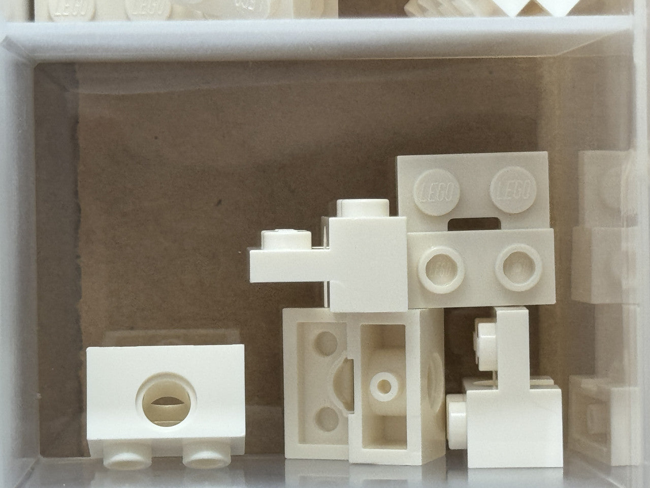 LEGO Parts - White Technic, Brick 1 x 2 Hole 1 x 2 Plate - No 73109 - QTY 5