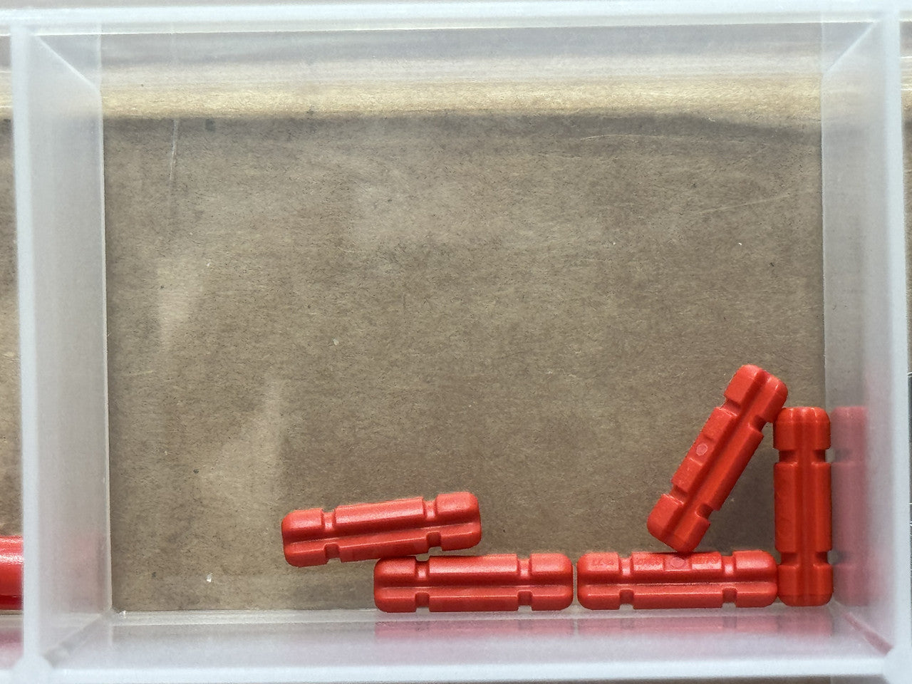LEGO Parts - Red Technic, Axle 2L Notched - No 32062 - QTY 5