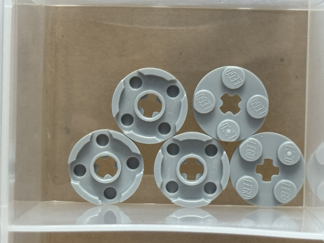 LEGO Parts - Light Bluish Gray Plate, Round 2 x 2 Axle Hole - No 4032 - QTY 5
