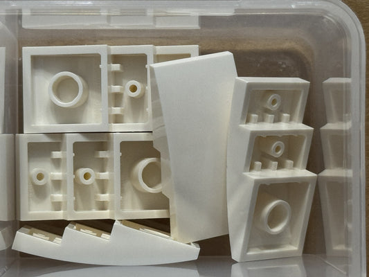 LEGO Parts - White Slope, Curved 4 x 2 - No 93606 - QTY 5