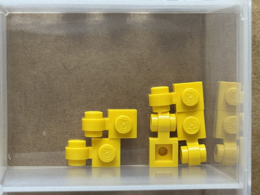 LEGO Parts - Yellow Plate 1 x 1 with Light Attachment - No 4081b - QTY 5