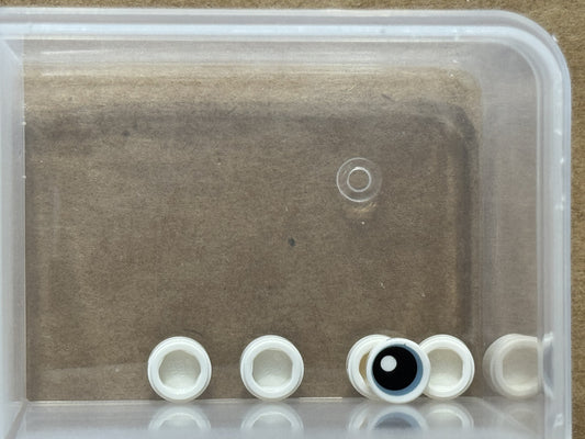 LEGO Parts - White Tile, Round 1 x 1 Eye Metallic Blue - No 98138pb400 - QTY 5