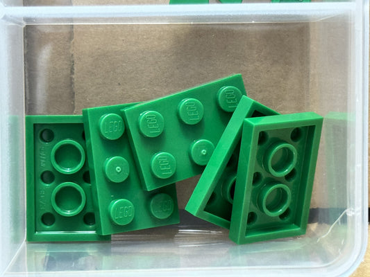 LEGO Parts - Green Plate 2 x 3 - No 3021 - QTY 5