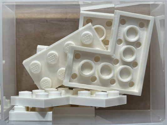 LEGO Parts - White Plate 4 x 4 Corner - No 2639 - QTY 5