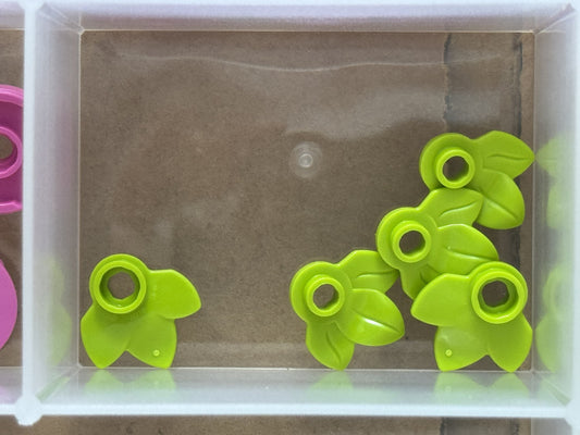 LEGO Parts - Lime Plant Plate, Round 1 x 1 3 Layered Leaves - No 32607 - QTY 5