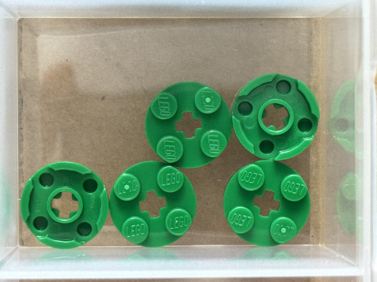LEGO Parts - Green Plate, Round 2 x 2 with Axle Hole - No 4032 - QTY 5