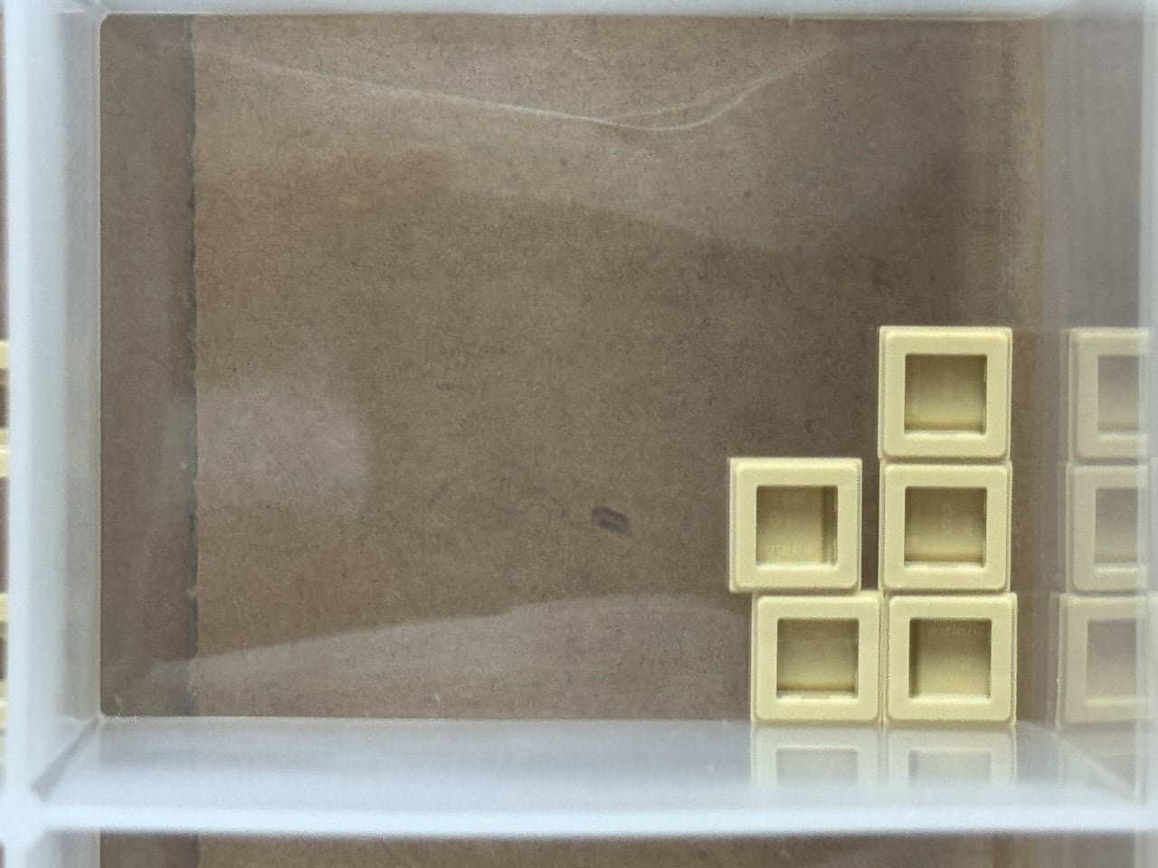 LEGO Parts - Tan Tile 1 x 1 - No 3070 - QTY 5