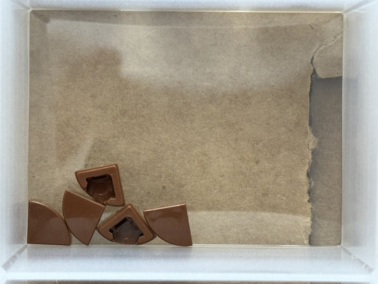 LEGO Parts - Reddish Brown Tile, Round 1 x 1 Quarter - No 25269 - QTY 5