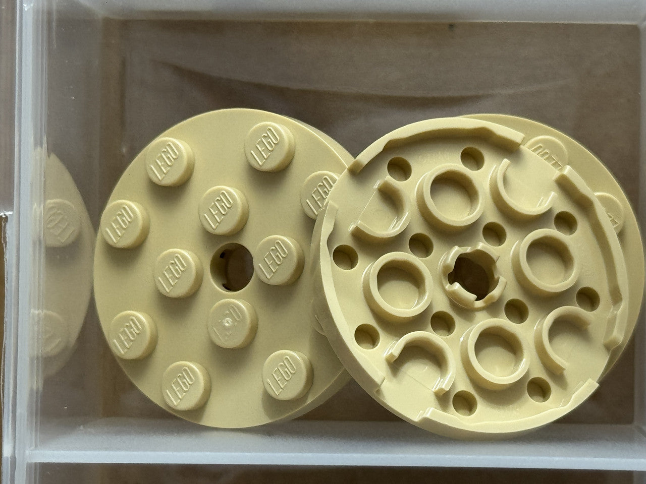 LEGO Parts - Tan Plate, Round 4 x 4 with Hole - No 60474 - QTY 5