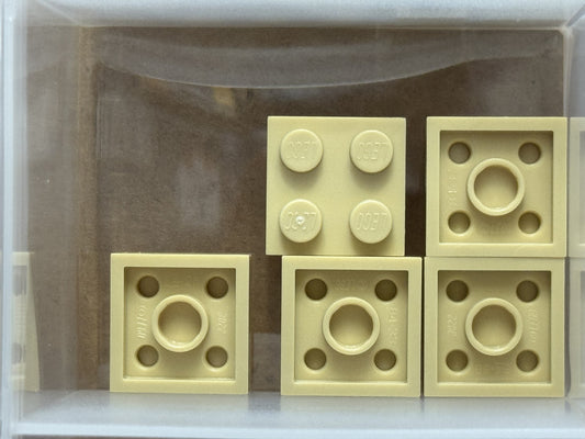 LEGO Parts - Tan Plate 2 x 2 - No 3022 - QTY 5