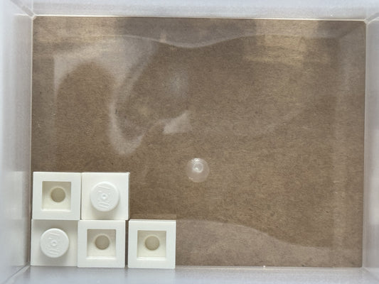 LEGO Parts - White Plate 1 x 1 - No 3024 - QTY 5