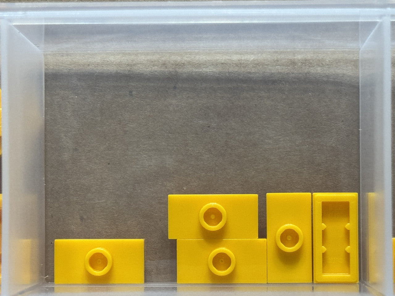 LEGO Parts - Bright Light Orange Plate 1 x 2 1 Stud (Jumper) - No 15573 - QTY 5