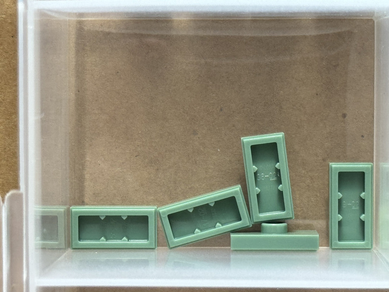 LEGO Parts - Sand Green Plate 1 x 2 with 1 Stud (Jumper) - No 15573 - QTY 5