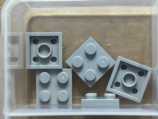 LEGO Parts - Light Bluish Gray Plate 2 x 2 - No 3022 - QTY 5
