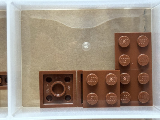 LEGO Parts - Reddish Brown Plate 2 x 2 - No 3022 - QTY 5