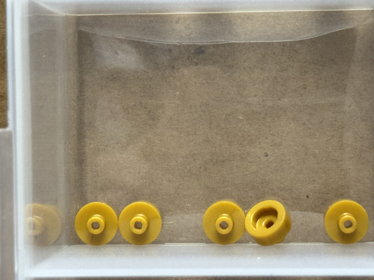 LEGO Parts - Pearl Gold Tile, Round 1 x 1 Bar Small Pin Hole - No 20482 - QTY 5