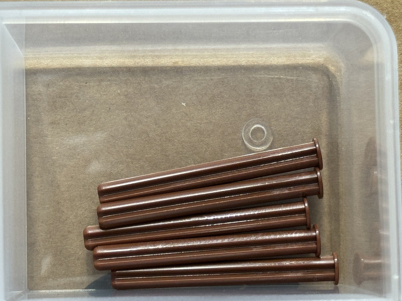 LEGO Parts - Reddish Brown Technic, Axle 5L with Stop - No 15462 - QTY 5