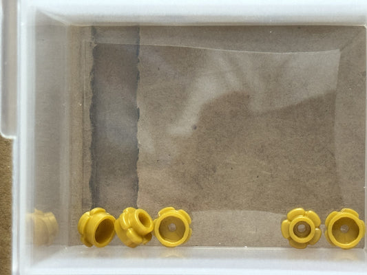 LEGO Parts - Pearl Gold Plate, Round 1 x 1 with Flower Edge - No 24866 - QTY 5