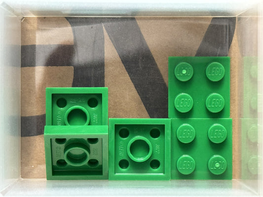 LEGO Parts - Green Plate 2 x 2 - No 3022 - QTY 5