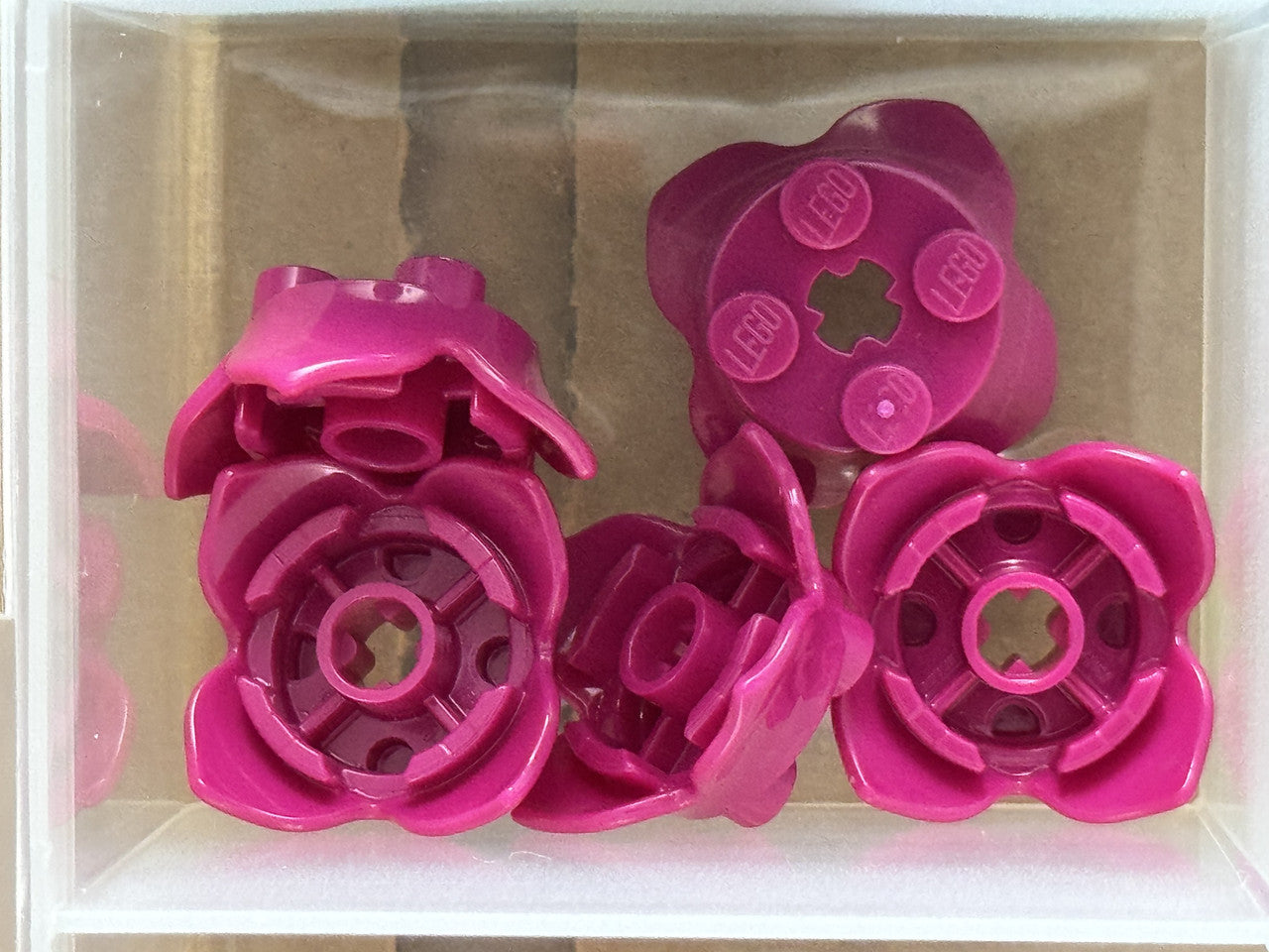 LEGO Parts - Magenta Plant Leaves 2 x 2 4 Petals Axle Hole - No 15469 - QTY 5