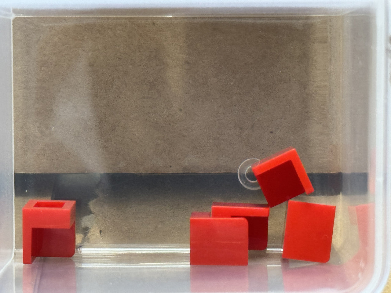 LEGO Parts - Red Panel 1 x 1 x 1 Corner - No 6231 - QTY 5