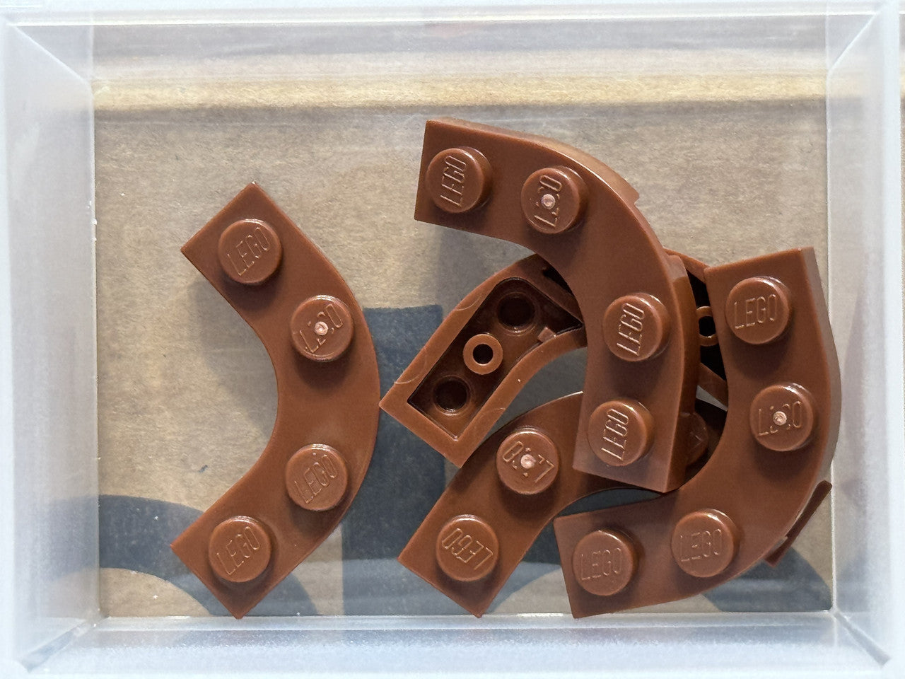 LEGO Parts - Reddish Brown Plate, Round Corner 3 x 3 2 x 2 - No 68568 - QTY 5