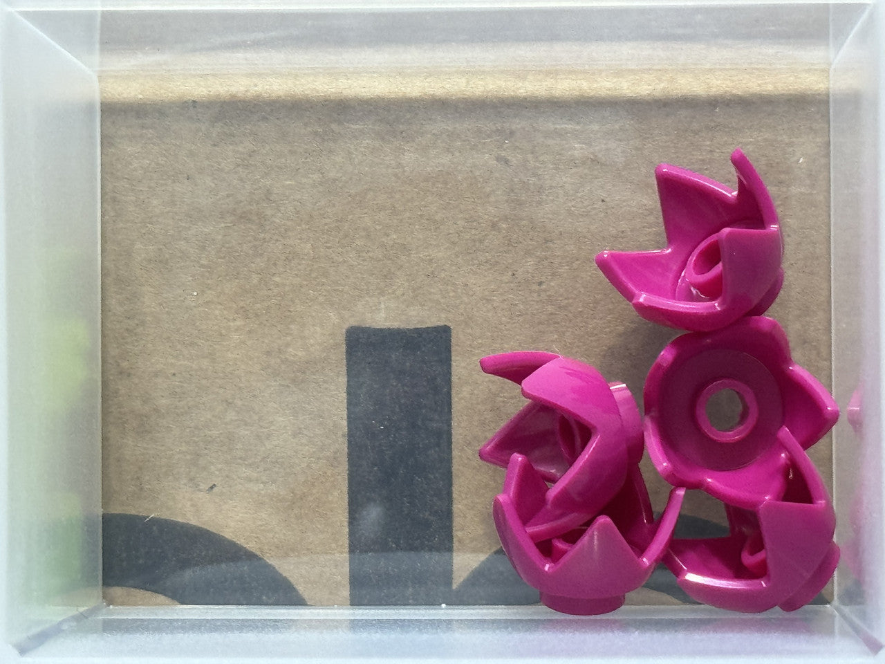 LEGO Parts - Magenta Minifigure, Headgear Crown Eggshell - No 39262 - QTY 5