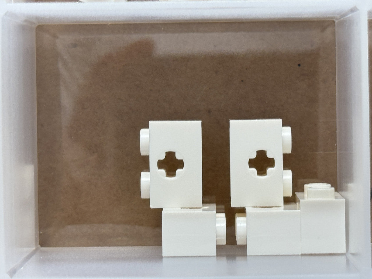 LEGO Parts - White Technic, Brick 1 x 2 with Axle Hole - No 32064 - QTY 5