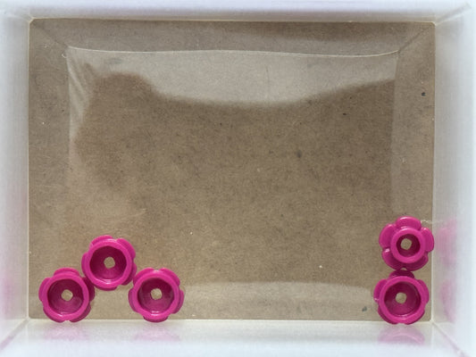 LEGO Parts - Magenta Plate Round 1 x 1 Flower Edge (5 Petals) - No 24866 - QTY 5