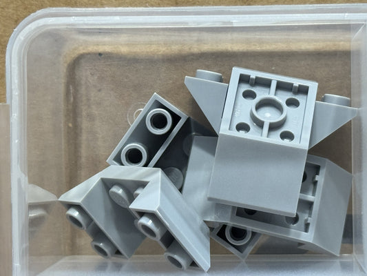 LEGO Parts - Light Bluish Gray Slope, Inverted 45 4 x 2 2 x 2 - No 4871 - QTY 5